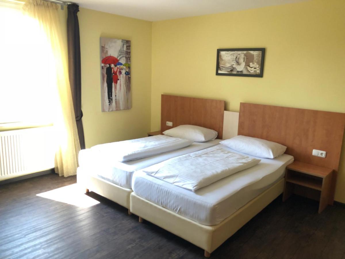Hotel Europa - Restaurant Rüsselsheim Екстериор снимка