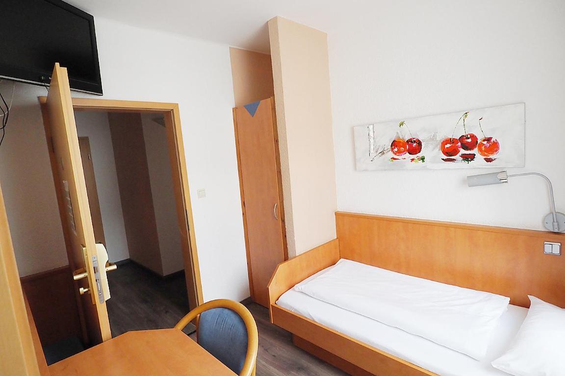Hotel Europa - Restaurant Rüsselsheim Екстериор снимка